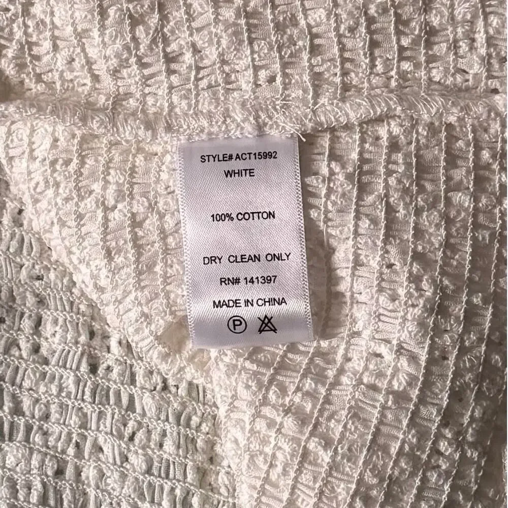 ASTR The Label Hudson Top in White Eyelet Women's Size M